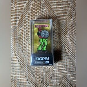 FiGPiN Marvel Deadpool 70's Disco Ball, #903,Limited Edition,2023 Comic Con,NWT